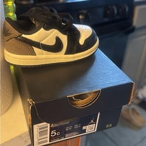 Jordan 1 Mocha